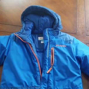 Kids size S Columbia coat. Excellent condition.